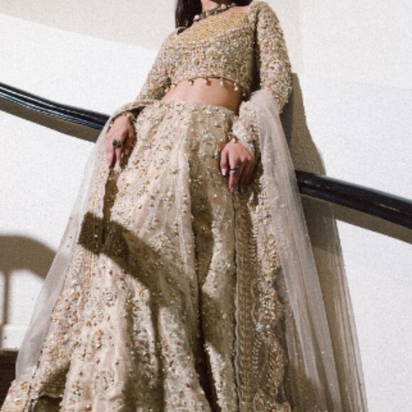 MYSIE BY TAHIRA AUTHENTIC LUXURY PAKISTANI DESIGNER COUTURE DRESS - Picture 1 of 5